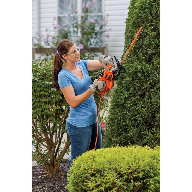 BLACK+DECKER N20D501corta-sebes elétrico de 17 pol. ar livre