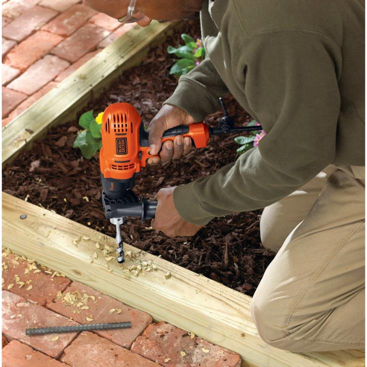 BLACK+DECKER N20D573Kit de furadeira/aparafusadora elétrica de 7,0 A e 1/2 pol. ferramentas